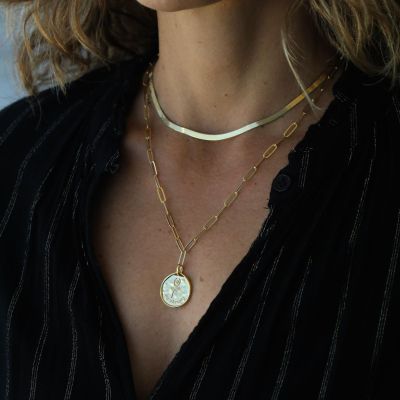 Be Strong Medallion - 18K Gold Plated Bold Link Necklace