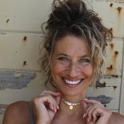 BE LOVE - 14K Gold vermeil pendant with baroque pearl necklace